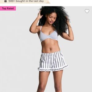 PINK FLANNEL BOXY RUFFLED
PAJAMA SHORTS size M